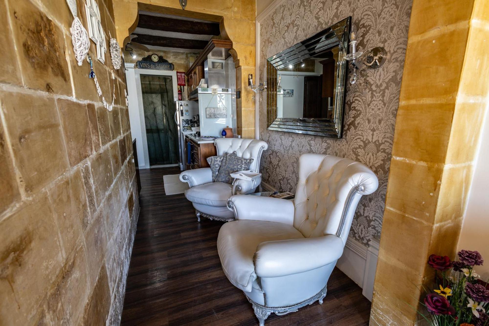 Blue Eye - Waterfront Home In A Scenic Location Birgu Εξωτερικό φωτογραφία